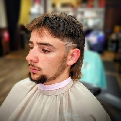 Mullet

#mullet #haircut #hairdesign #nhbarber #lakesregionbarber