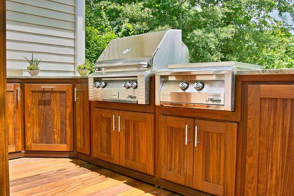 Outdoor Kitchen Cabinets