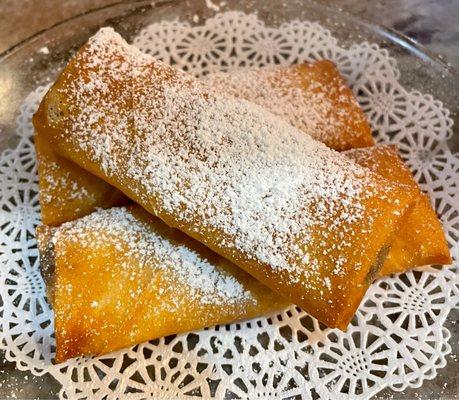 Blueberry cheese cake spring rolls