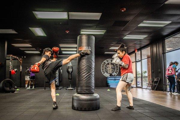 Women's Kickboxing