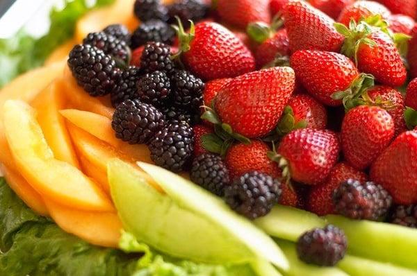 Fruit tray with dip.