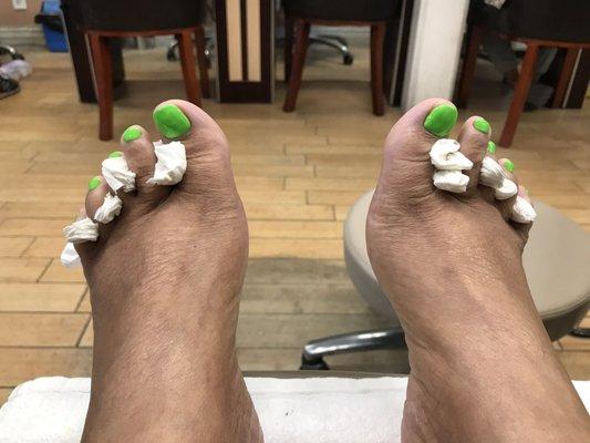 Finished toe nails