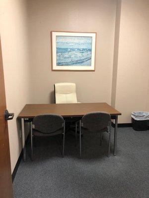 Day office for monthly or hourly rental