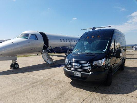 Houston airport passenger van