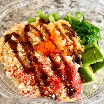 Spicy family poke bowl