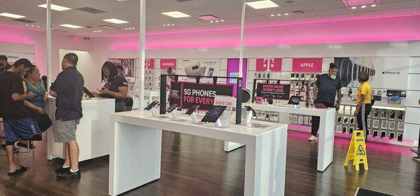 Inside T-Mobile - Military Hwy