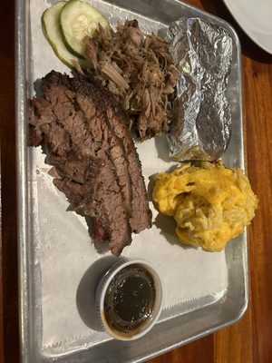 8oz Two Meat Plate with Mac 'N Cheese Side