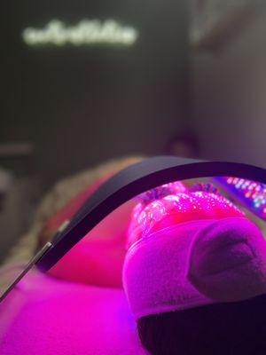 LED Treatment + LED HydroJelly mask for pigmentation and skin healing