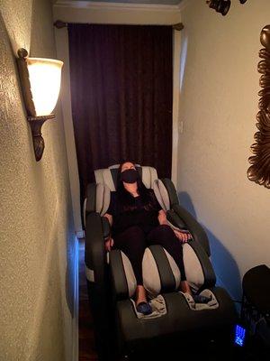 zero gravity massage chair in use