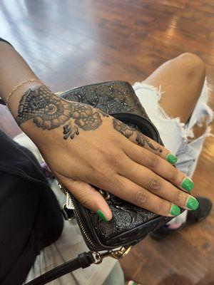 Henna tattoo