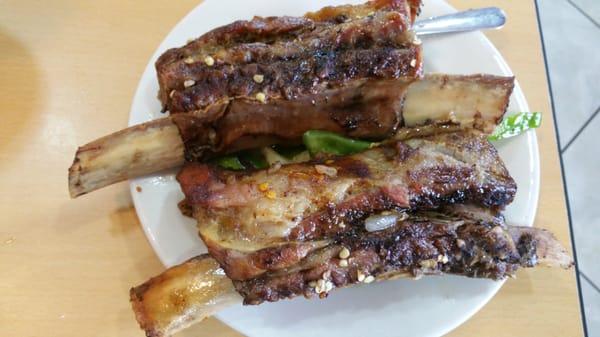 Dinisaur ribs. Delicious.