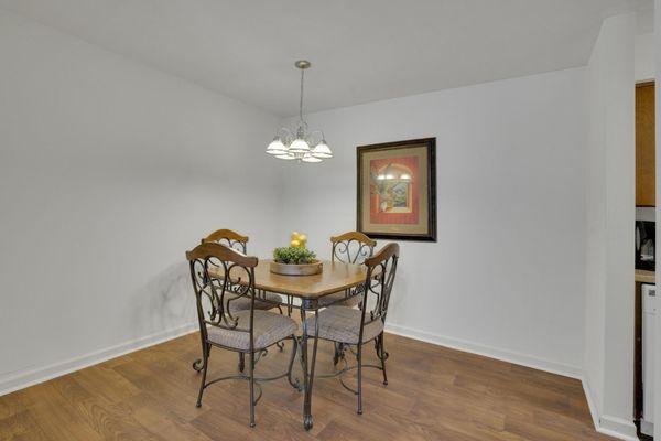 1x1 Dining Room