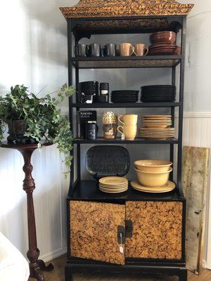 Need a hutch for those new dishes? We've got you covered!