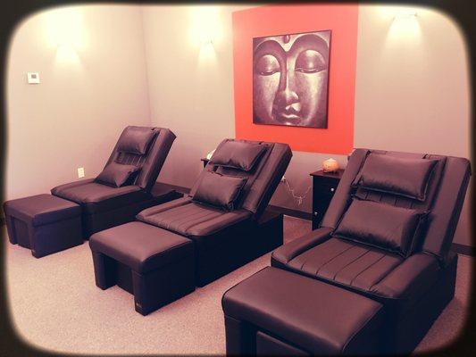 nice foot reflexology room . Call ask for special price for family foot reflexology.