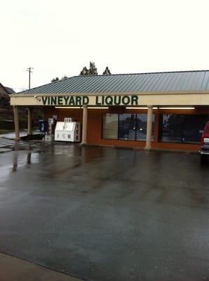 Vineyard Liquor