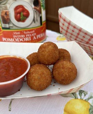 Arancini with Pomodoro Marinara