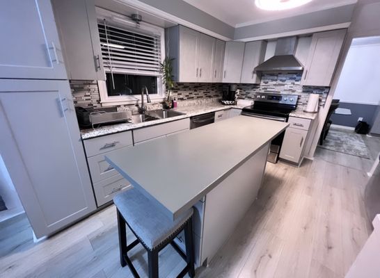 Clean kitchen post renovation!