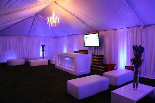 Need something chic and comfortable? We can provide tvs, chandeliers and the lounge fit perfectly for your VIPs.