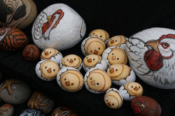 Cute baby chicks painted rocks.