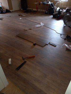 Floating laminate wood floors