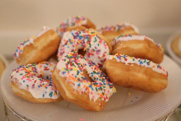 Donut Connection provided the beautiful dessert for our formal fundraiser Gala. Top notch. Nothing but rave reviews from our guests.