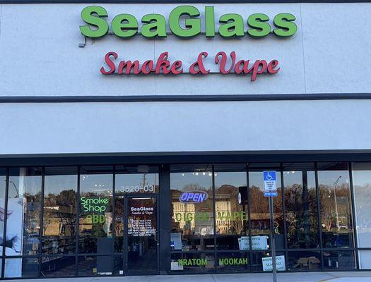 SeaGlass Smoke & Vape