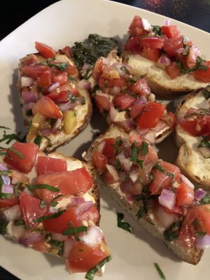 Pesto Bruschetta