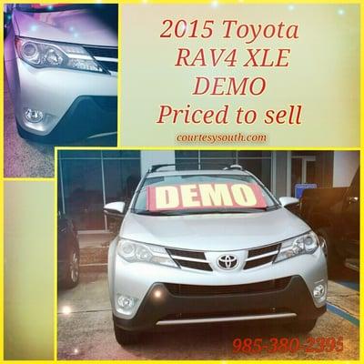 DEMO 2015 Toyota RAV4 XLE