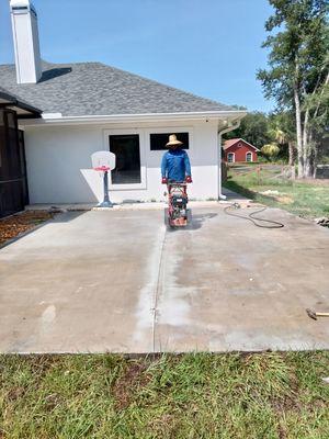 Cutting joint lines in new slab