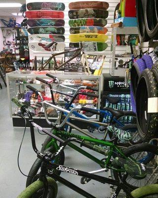 Complete bikes from Sunday, Subrosa, GT and More!