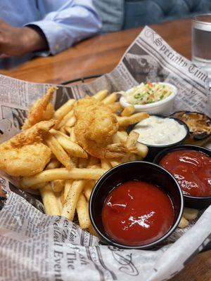 Lunch Fried Shrimp and Fries