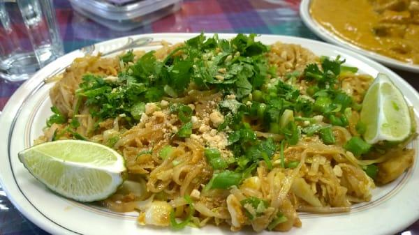 Pad thai