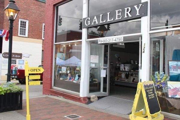 Local Artists Gallery