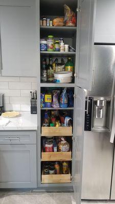 18" Pantry