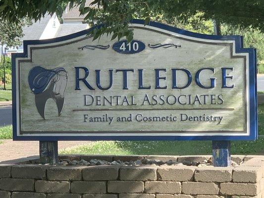 Rutledge Dental Associates