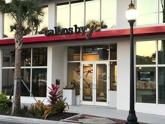 NeoDerm Aesthetics' new home in Downtown Sarasota.