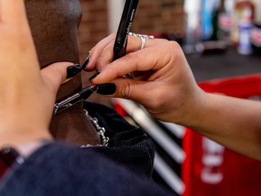 Razor neck shave on the back of the neck