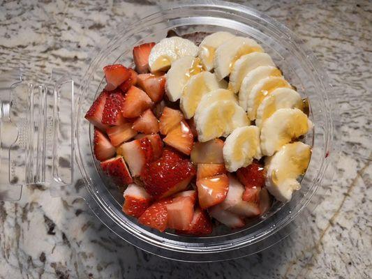 The Beach Please includes the acai base, granola, honey, nutella, strawberries, bananas, and raw coconut(optional)