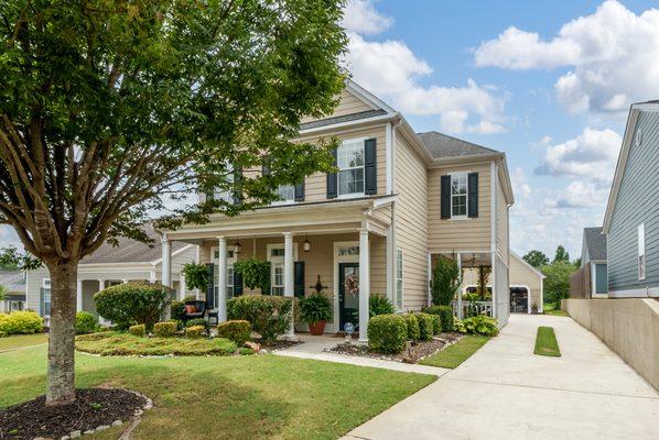 Lisiting for Sale:
5371 Magnolia South Drive
Trussville, AL 35173