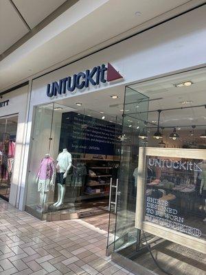 UNTUCKit