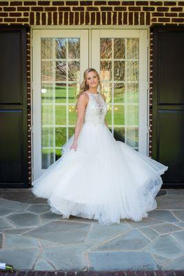 Beautiful bride at private estate in Massachusetts