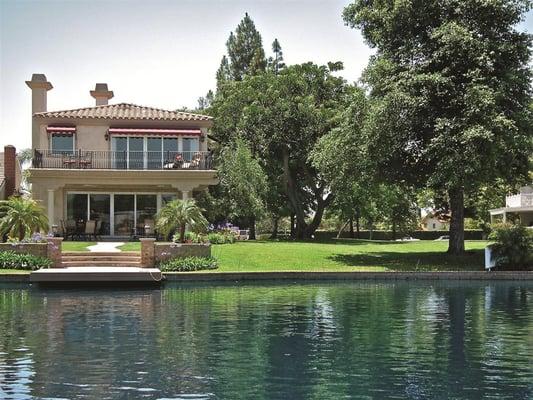 SOLD - Waterfront home in Lake Forest