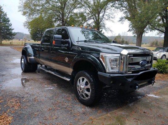 Leveling kit and bumpers installed.