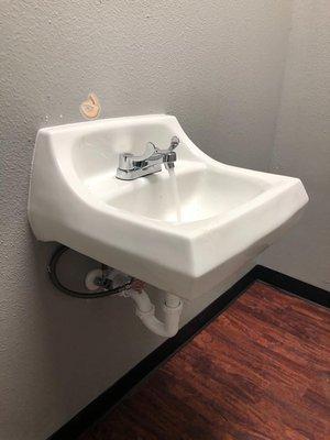 New Wall mount sink