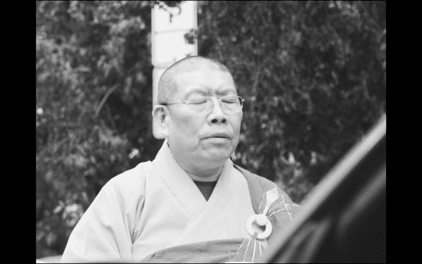 The Venerable Abbot 釋圆晤 （SHI Yuan-Wu of Miao Fa Temple giving the Great Compassion Mantra (大悲咒）