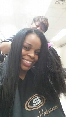 Who says you can't be natural and have the best of both worlds. From natural to straight no chemical.