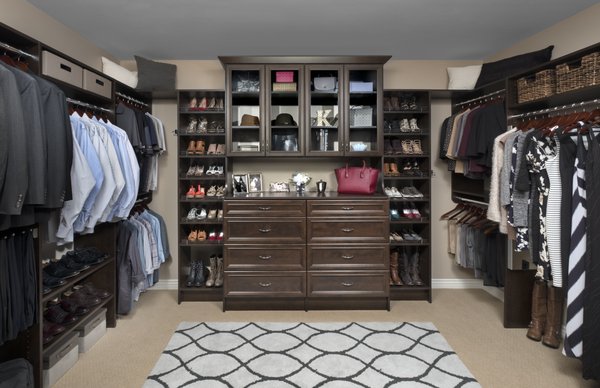 Chocolate Pear "wow" wall with hutch with crown molding and shelving.