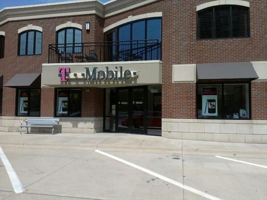 Birmingham T-Mobile (corporate sales and service)