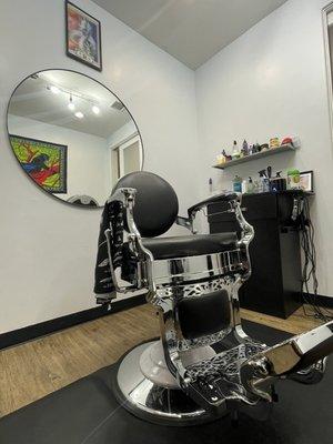 Barber chair, mirror, barber station