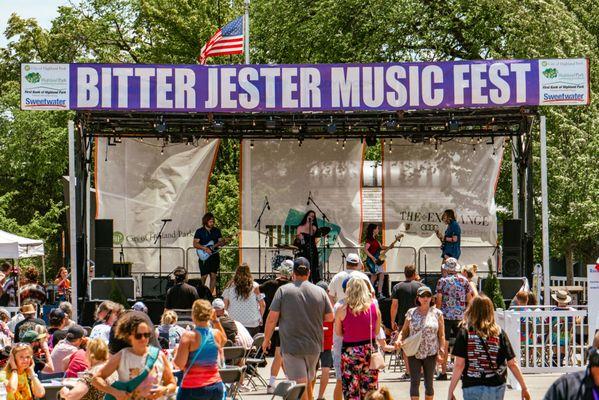 The Bitter Jester Music Festival kicking off one of it's Grand Finale's with "Beekman" from St. Louis!